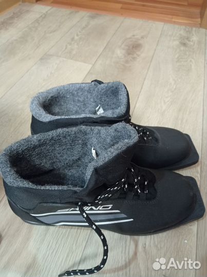Лыжные ботинки, 41 и 43 размер