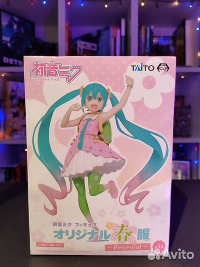 Аниме фигурка Hatsune Miku Haru Fuku
