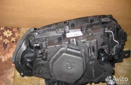 Фара биксеноновая левая BMW E83