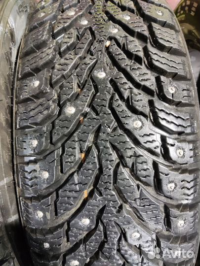 Nokian Tyres Hakkapeliitta 9 185/60 R15 88T