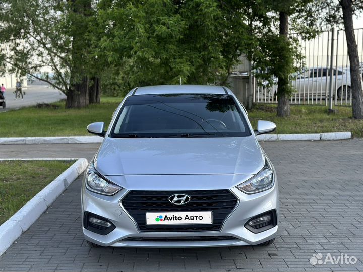 Hyundai Solaris 1.4 AT, 2017, 43 850 км