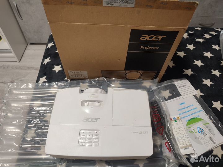 Проектор Acer x137