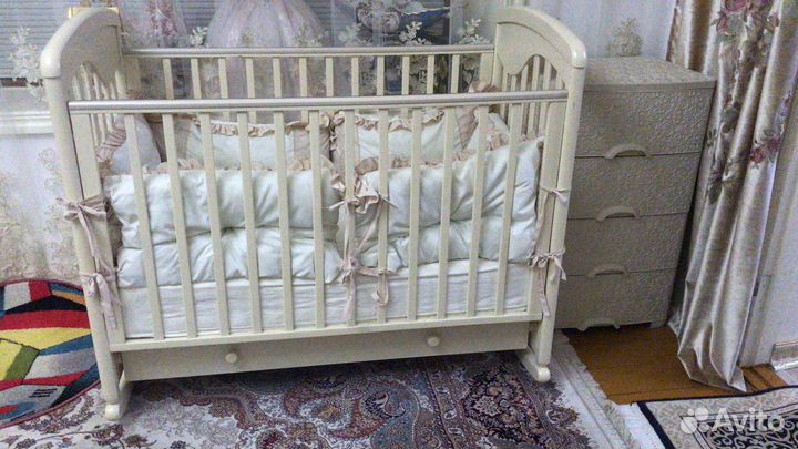 Детский кровать