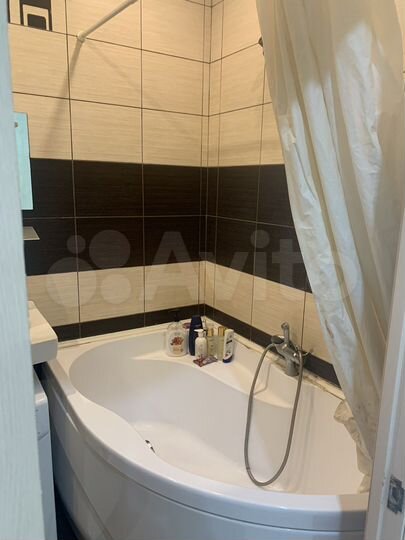 2-к. квартира, 45 м², 4/9 эт.