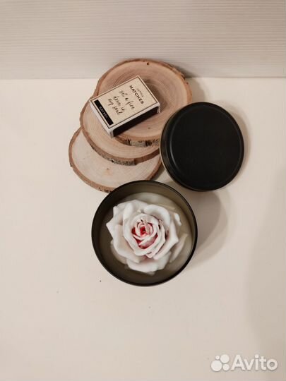 Контейнерная ароматическая свеча