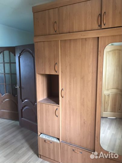 Прихожая шкаф для одежды