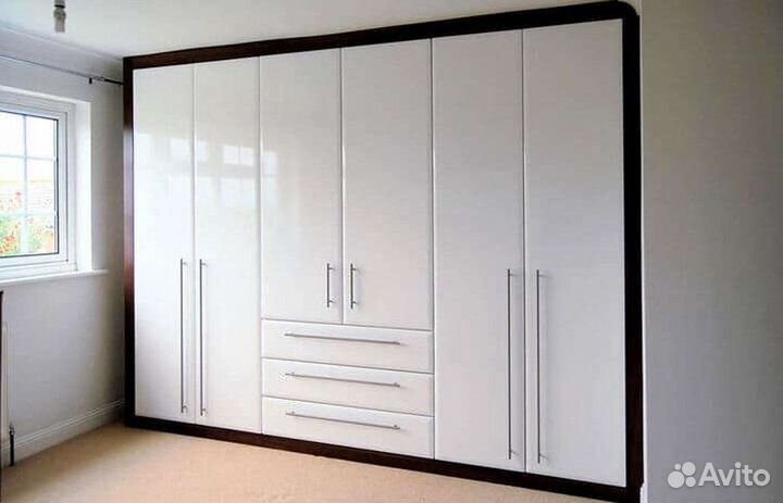 Шкаф распашной на заказ по вашим размерам