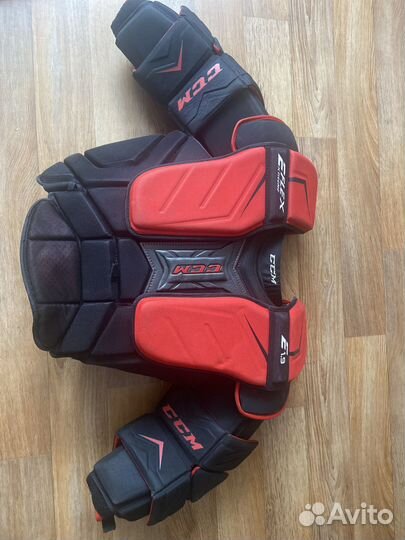 Продам хоккейную экипировку вратаря