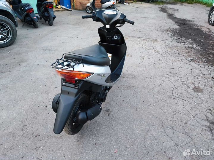 Скутер инжекторный Suzuki Address V50,49 кубов