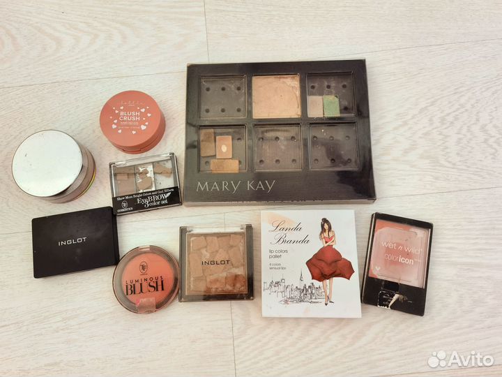 Косметика, косметичка