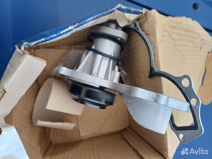 Водяная помпа audi a4 1.6