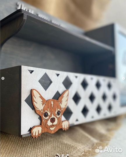 Ключница из дерева для дома