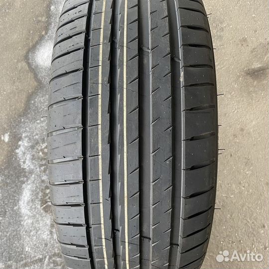 Michelin Pilot Sport 4 225/55 R19 Y