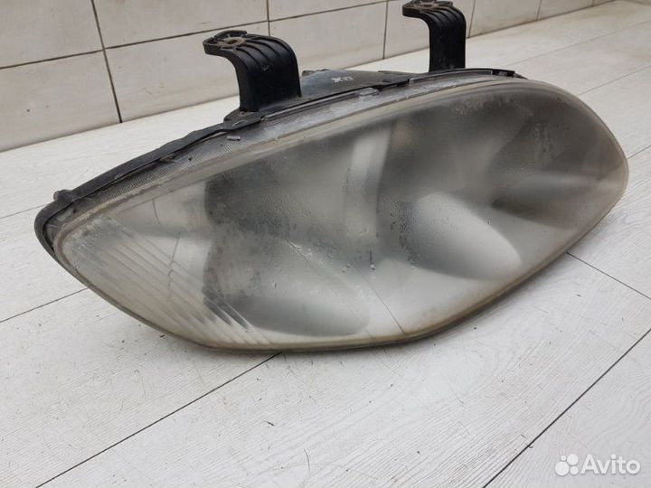 Фара правая Ssang Yong Rodius 1 D27DT 2005