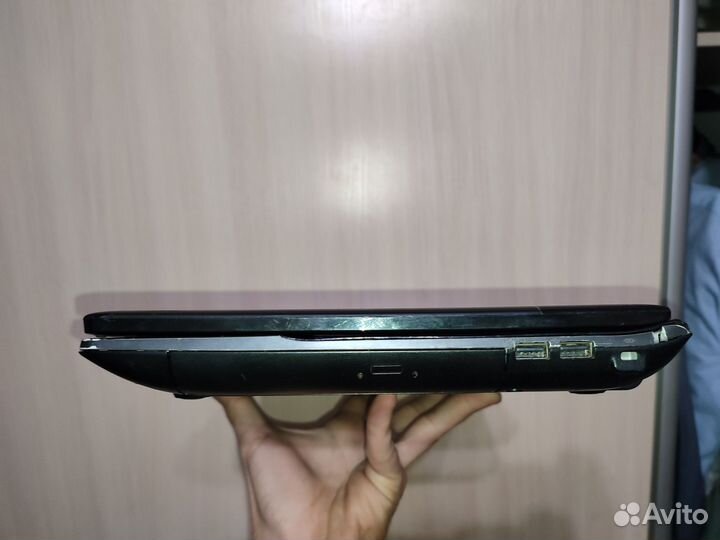 Ноутбук samsung np300e5a
