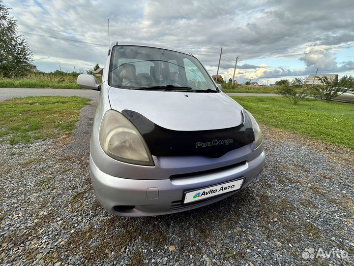 Toyota Funcargo 1.5 AT, 2001, 250 000 км