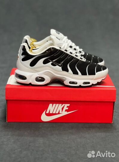 Кроссовки Nike