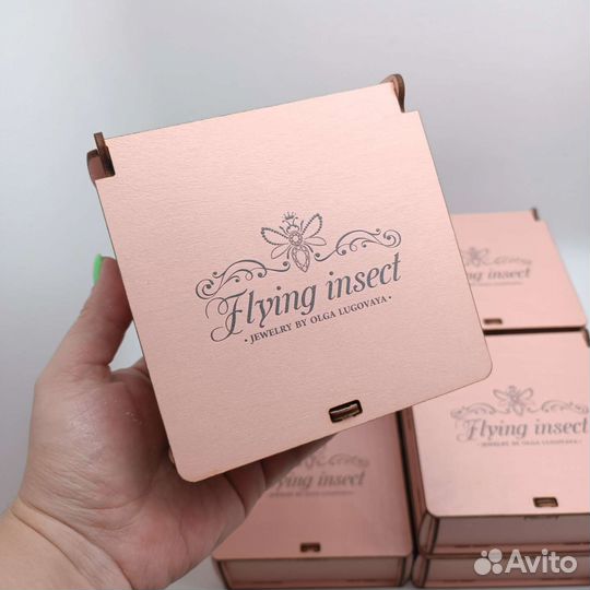 Деревянные коробочки с логотипом 11х11х5см