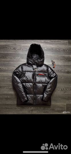Пуховик prada глянец