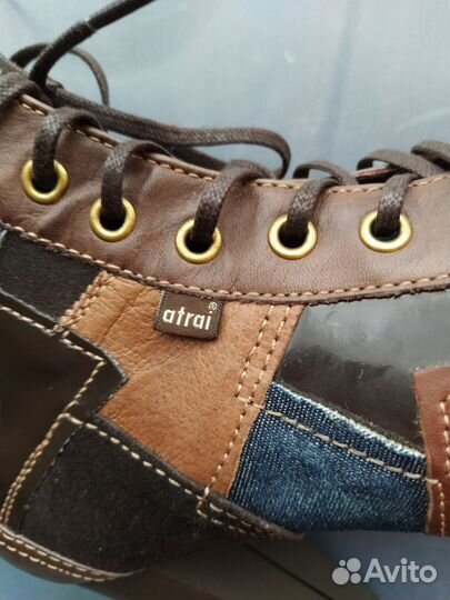 Кожаные ботильоны на высокой платформе новые 37