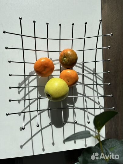 Корзина для фруктов металлическая под серебро