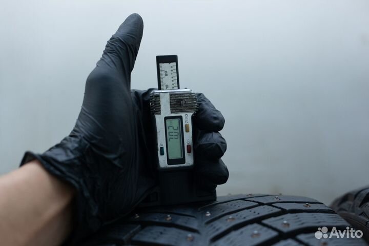 Michelin X-Ice North 4 225/45 R17 94T