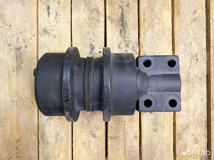 Каток поддерживающий PC300-7 Комацу