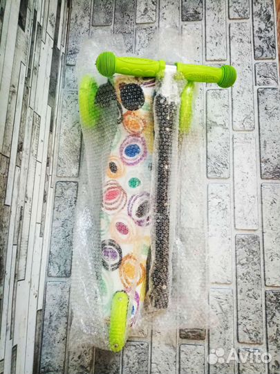 Самокат детский трехколесный