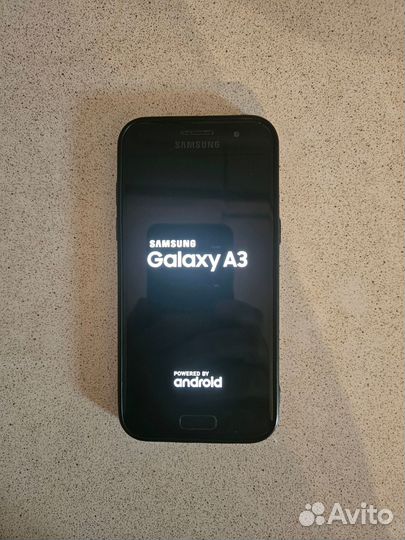 Samsung Galaxy A3 (2017) SM-A320F/DS, 2/16 ГБ