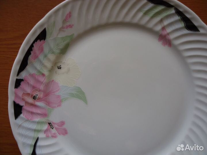 Тарелка фарфор