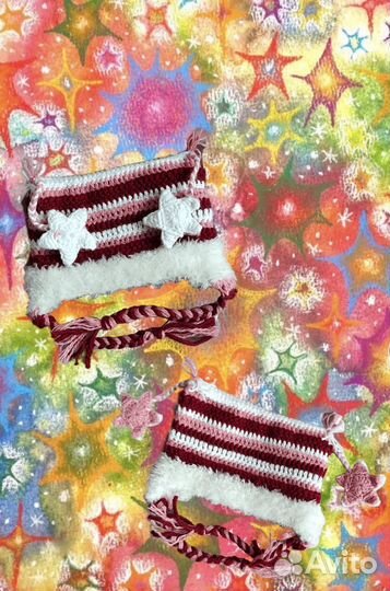 Вязанная шапка ручной работы со звёздочками