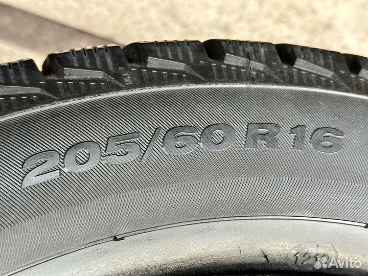 R16 Viatti Brina Nordico V-522 205/60, PCD 5x105 DIA 56.6