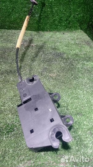 Ручка двери задней внутренняя левая Ford Focus