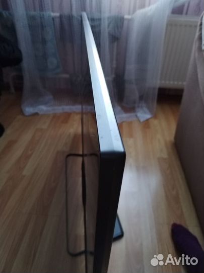 Телевизор ЖК на запчасти Philips