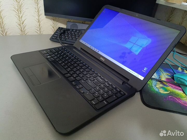 Dell: 15.6, i3-3217u, 7670, 6gb, Ssd+hdd