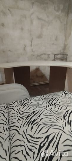 Стол угловой