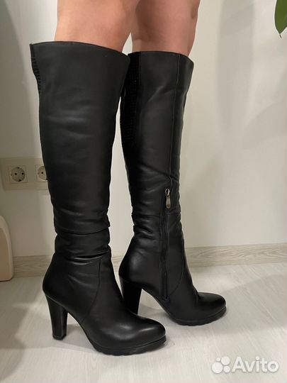 Сапоги натуральные новые