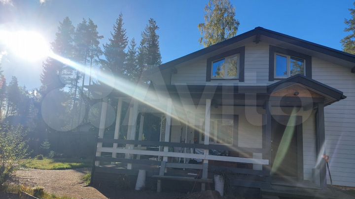 Коттедж 100 м² на участке 10 сот.