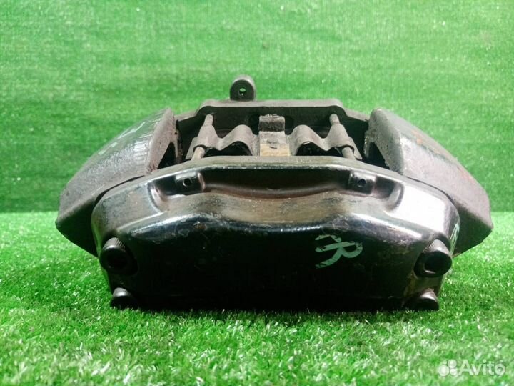 Суппорт тормозной передний правый Mercedes-Benz