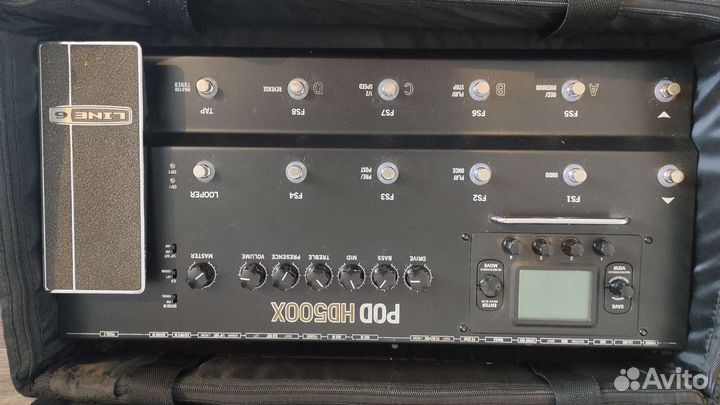 Гитарный процессор line 6 pod hd500x с чехлом