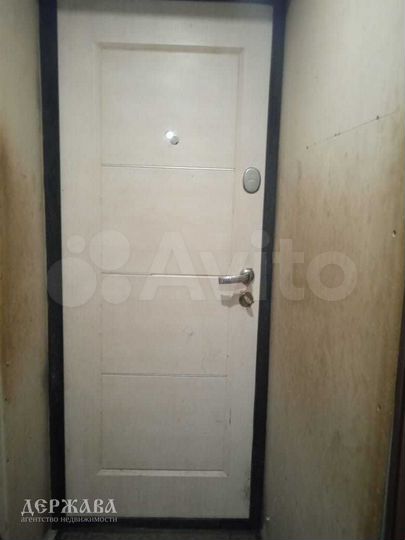 Дом 27 м² на участке 5 сот.