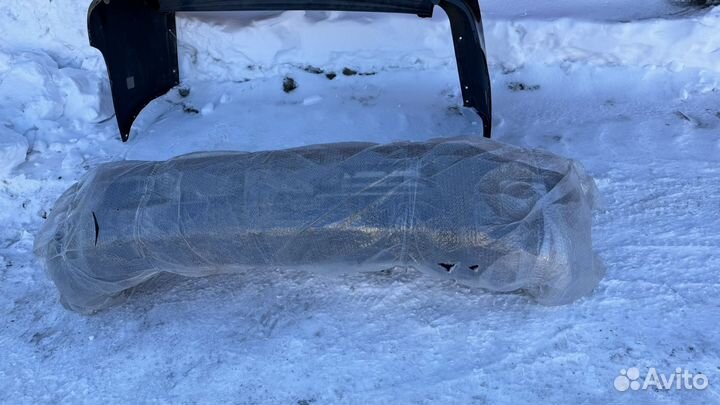 Продам бампера Т.Л.К. 200