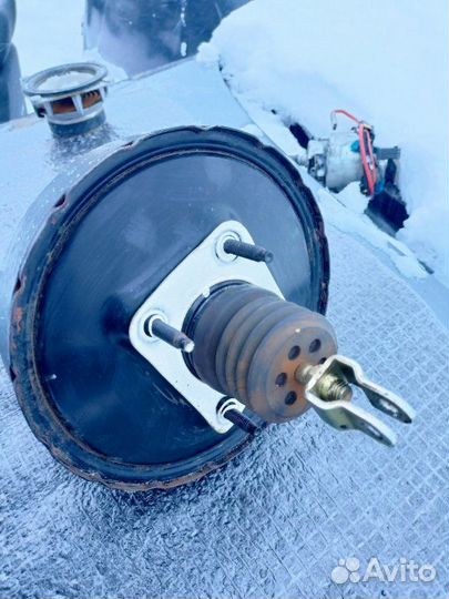 Вакуумный усилитель тормозов Kia Magentis седан