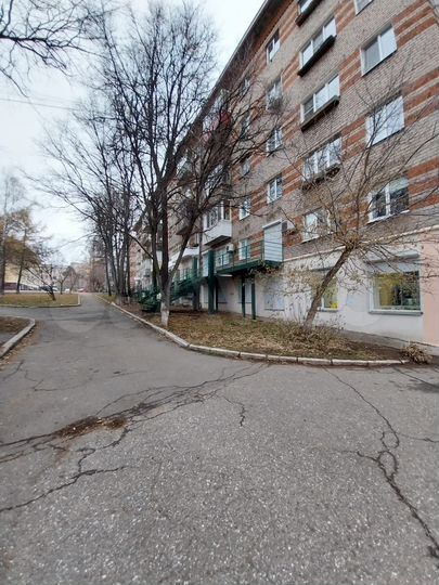 3-к. квартира, 57 м², 2/5 эт.