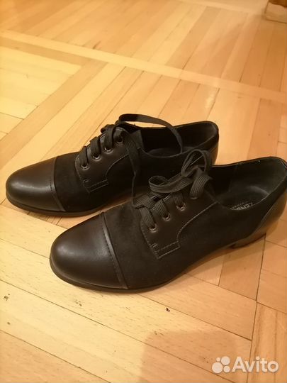 Туфли женские (р. 39)