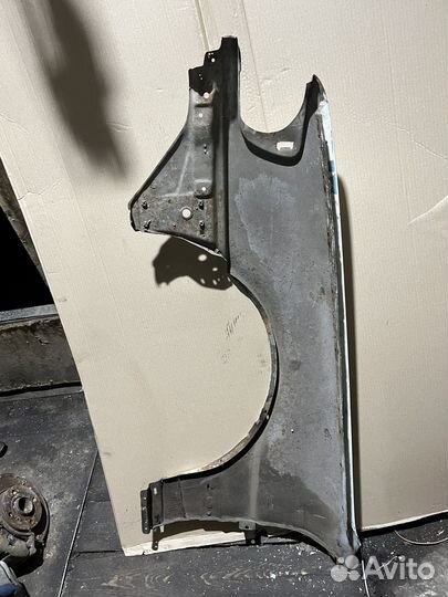Крыло переднее правое ауди 100 с4