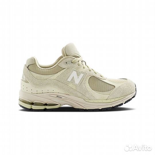 New balance 2002r