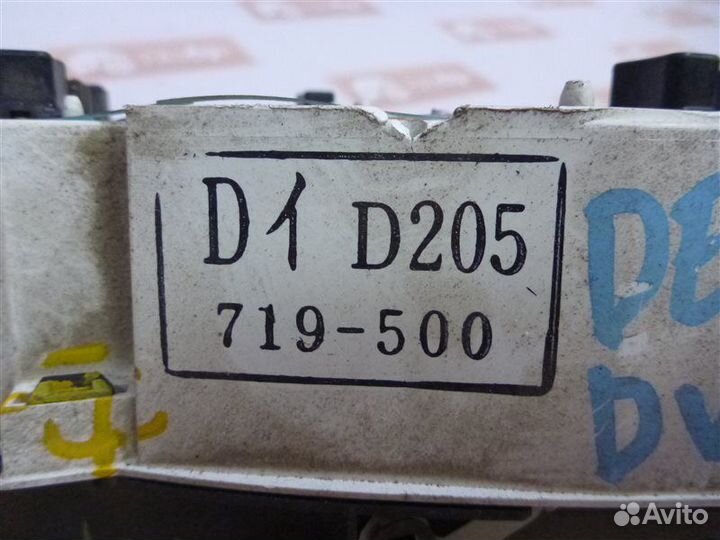 Панель приборов Mazda Demio DW B3 1998