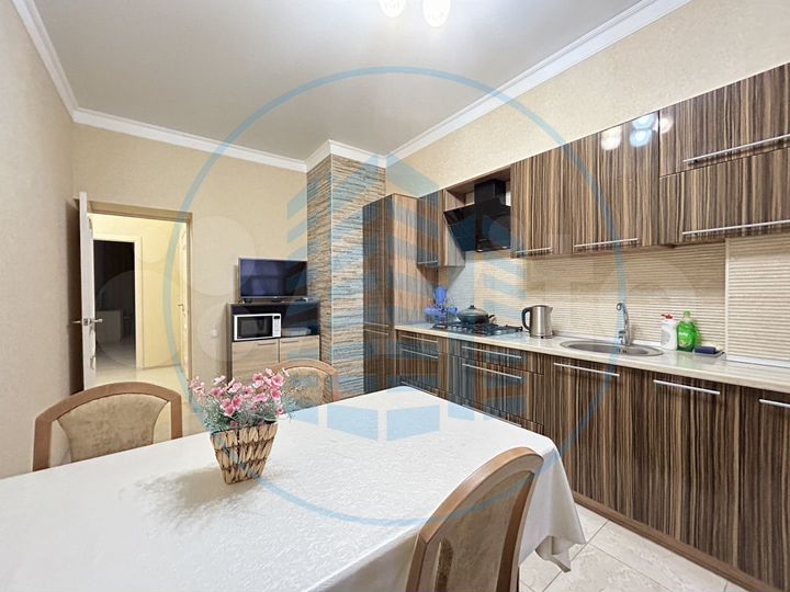 2-к. квартира, 71 м², 5/6 эт.