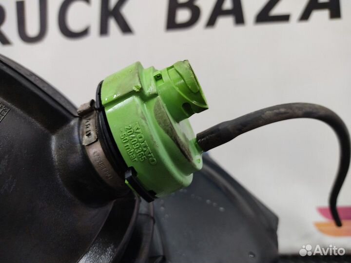 3979505 Корпус воздушного фильтра Volvo FH